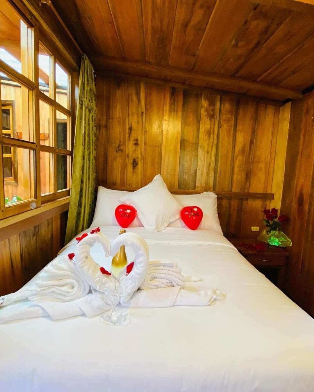 Guayabo Hostal Mindo Luaran gambar