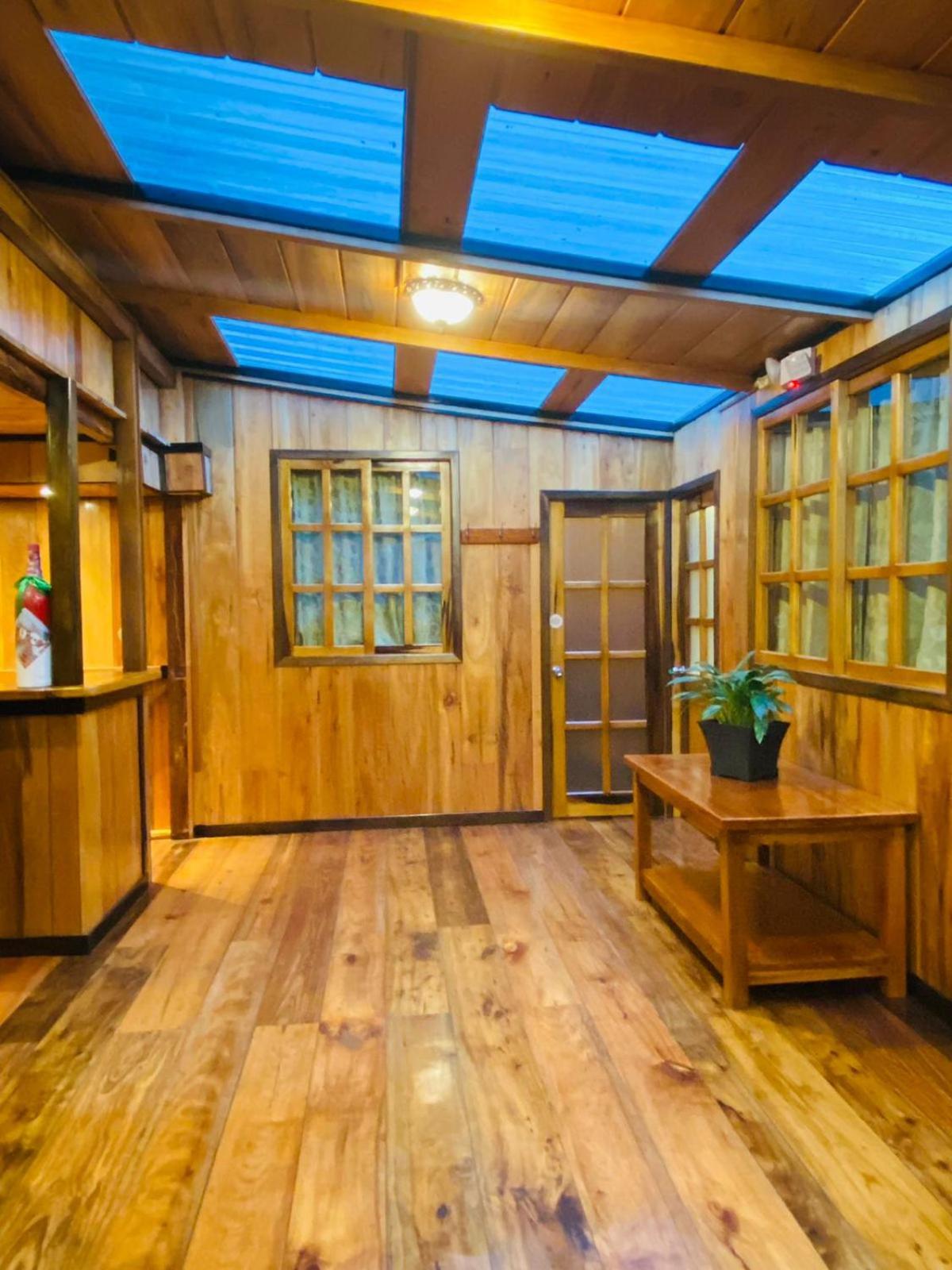 Guayabo Hostal Mindo Luaran gambar