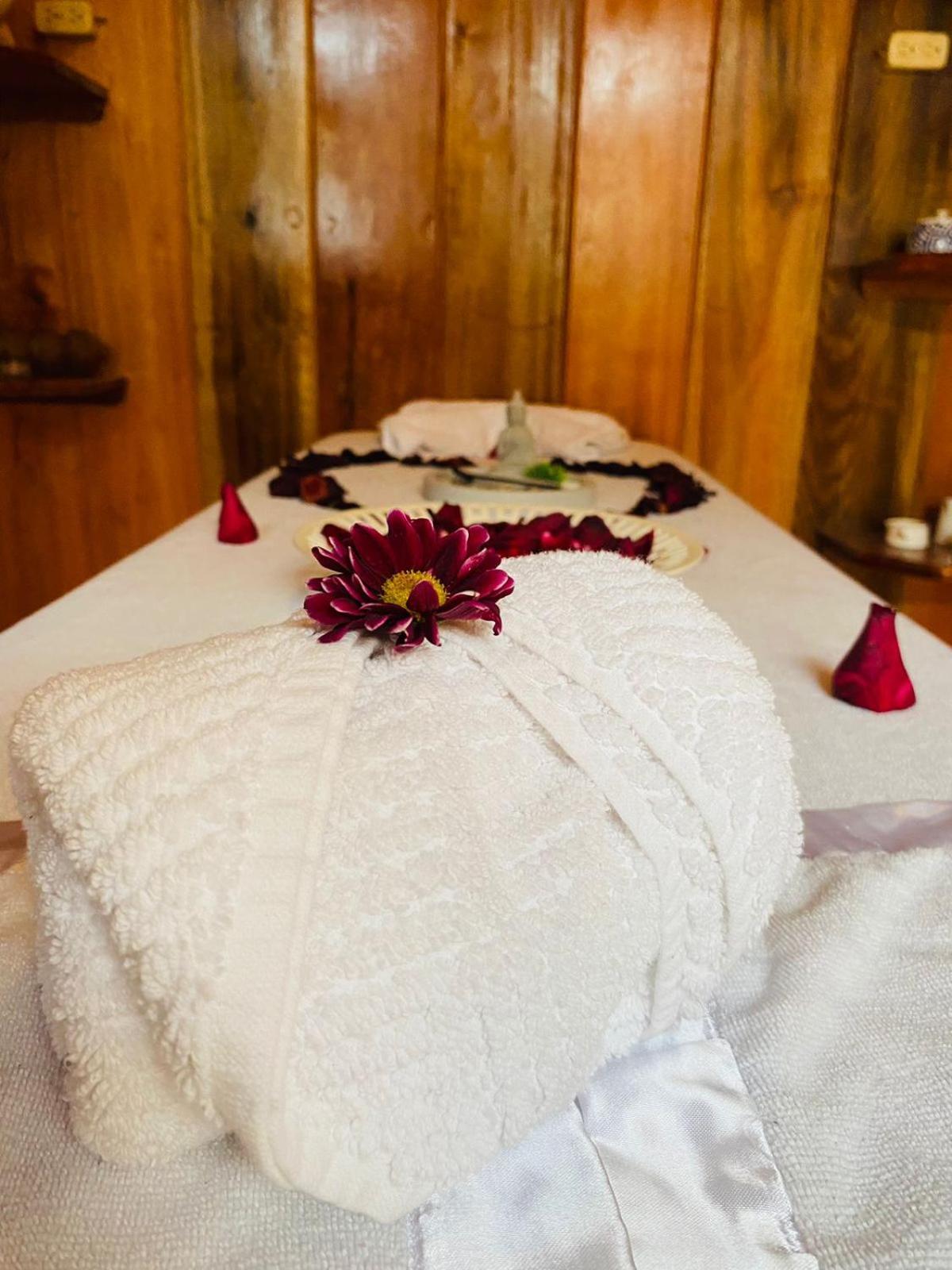 Guayabo Hostal Mindo Luaran gambar