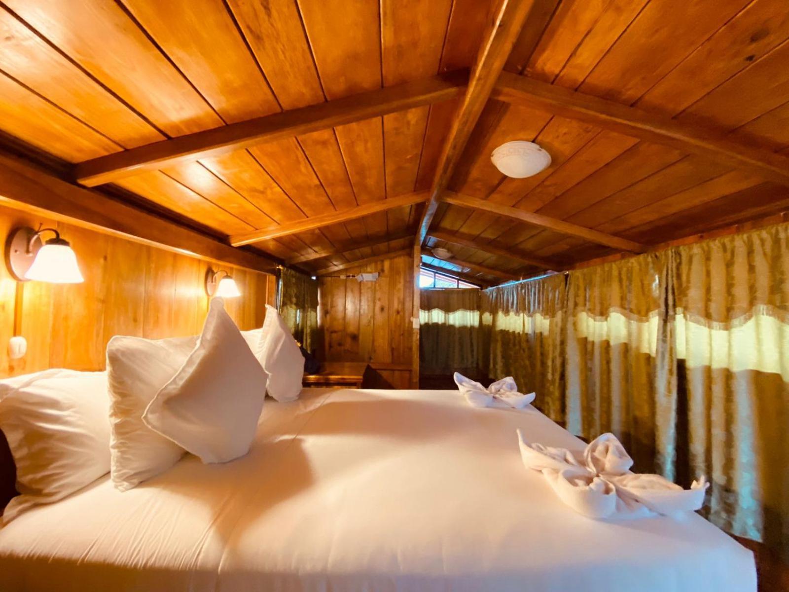 Guayabo Hostal Mindo Bilik gambar